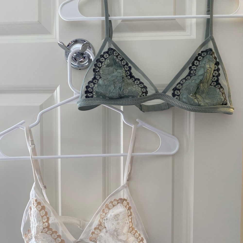 Victoria’s secret size XS/S bralettes.